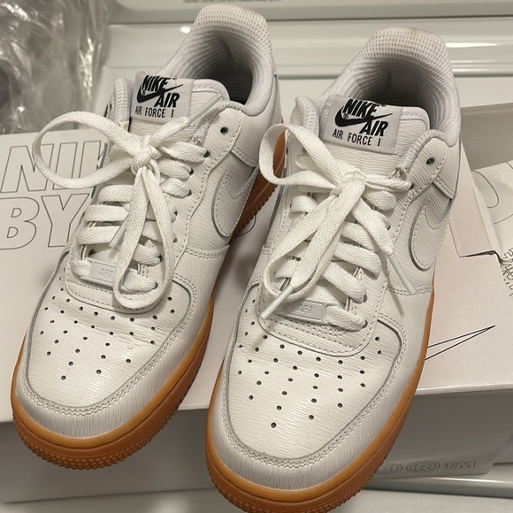 Nike AF1 - Picture 2 of 10